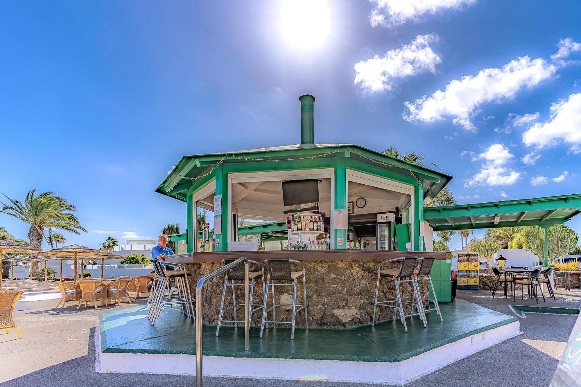 Bonito Apartamento Reformado En Las Coronas Costa Teguise Exterior foto