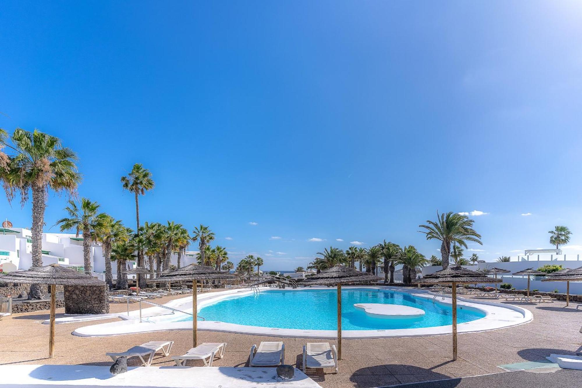 Bonito Apartamento Reformado En Las Coronas Costa Teguise Exterior foto